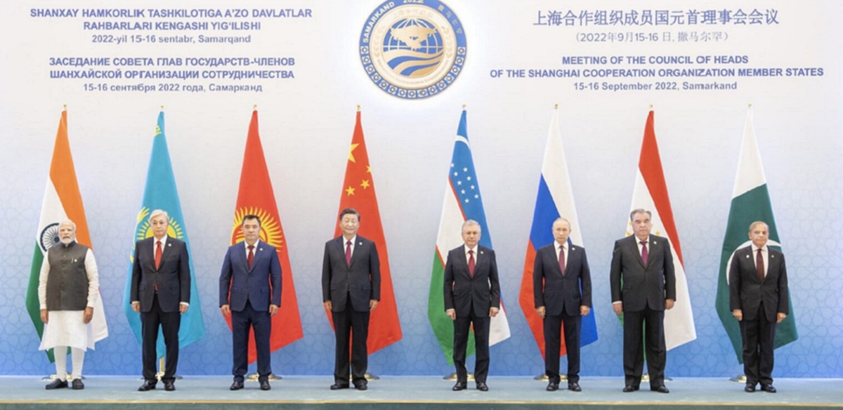 Xi attends restricted session of SCO Samarkand summit