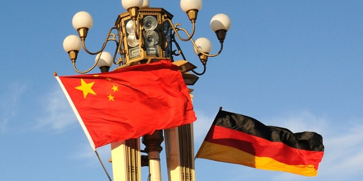 Xi hails five decades of ties with Germany